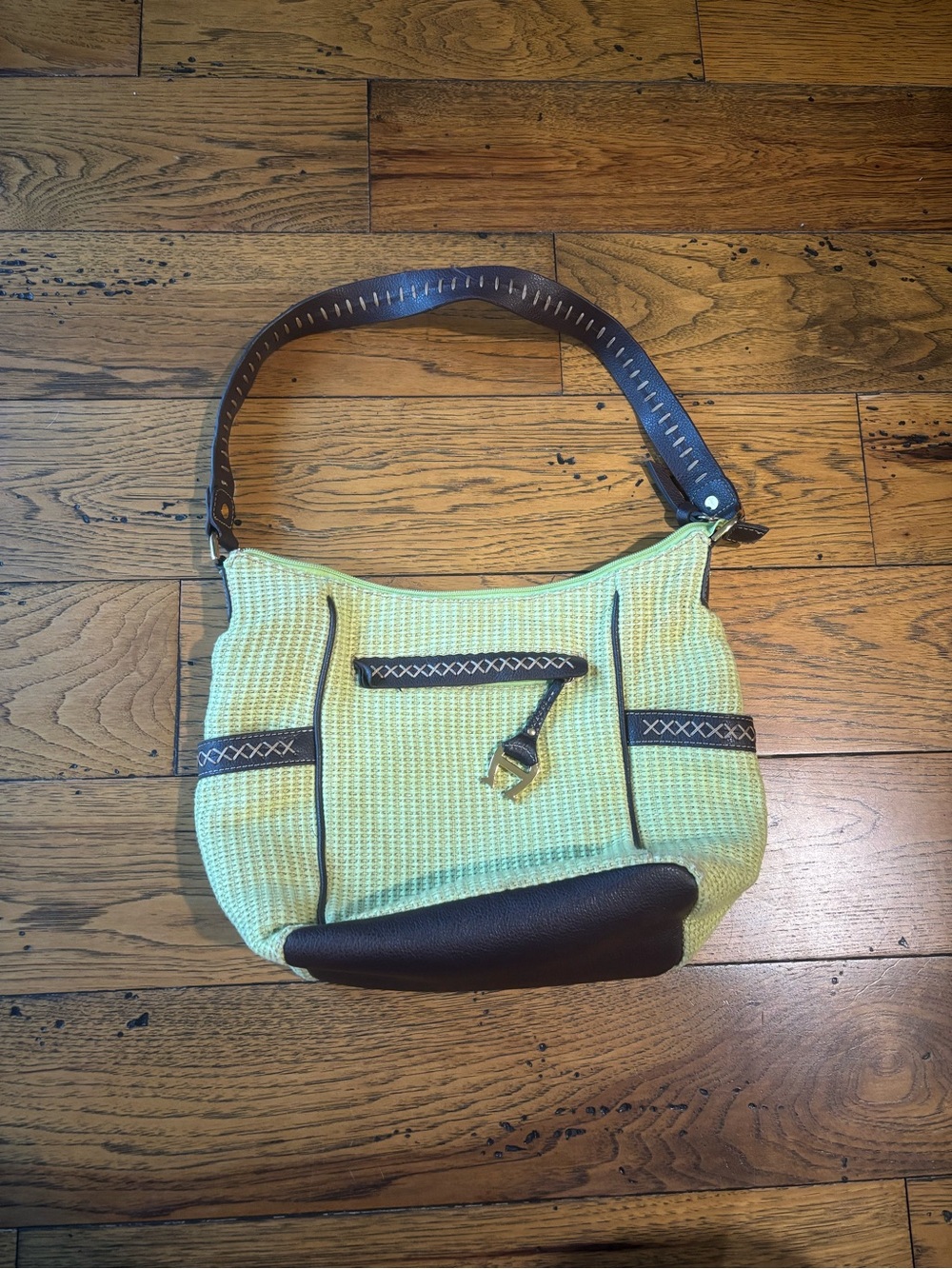 Vintage Etienne Aigner Women’s Light Green Woven Shoulder Bag with Brown Trim